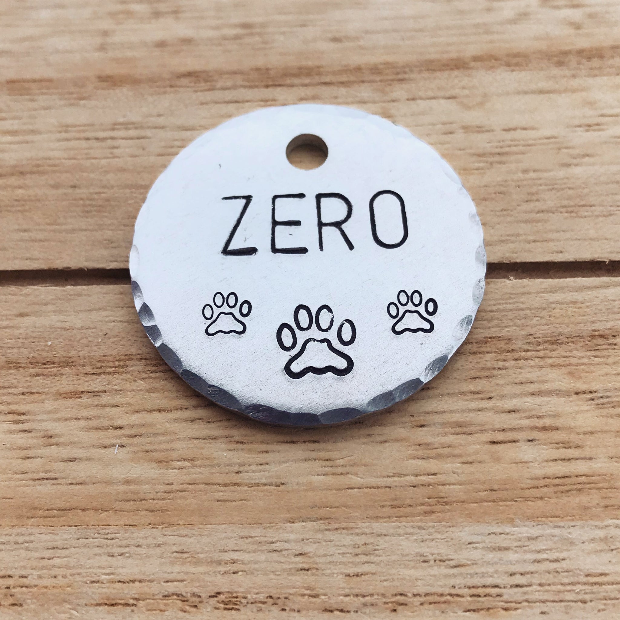 Jasper- Simple Style - Copper Paws